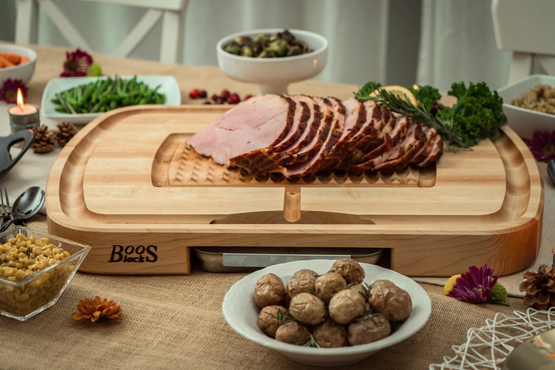 Pro Chef Hard Maple Tranchierbrett mit Saftrille, Pyramidenstruktur, Edelstahlauffangschale; beidseitig einsetzbar 14