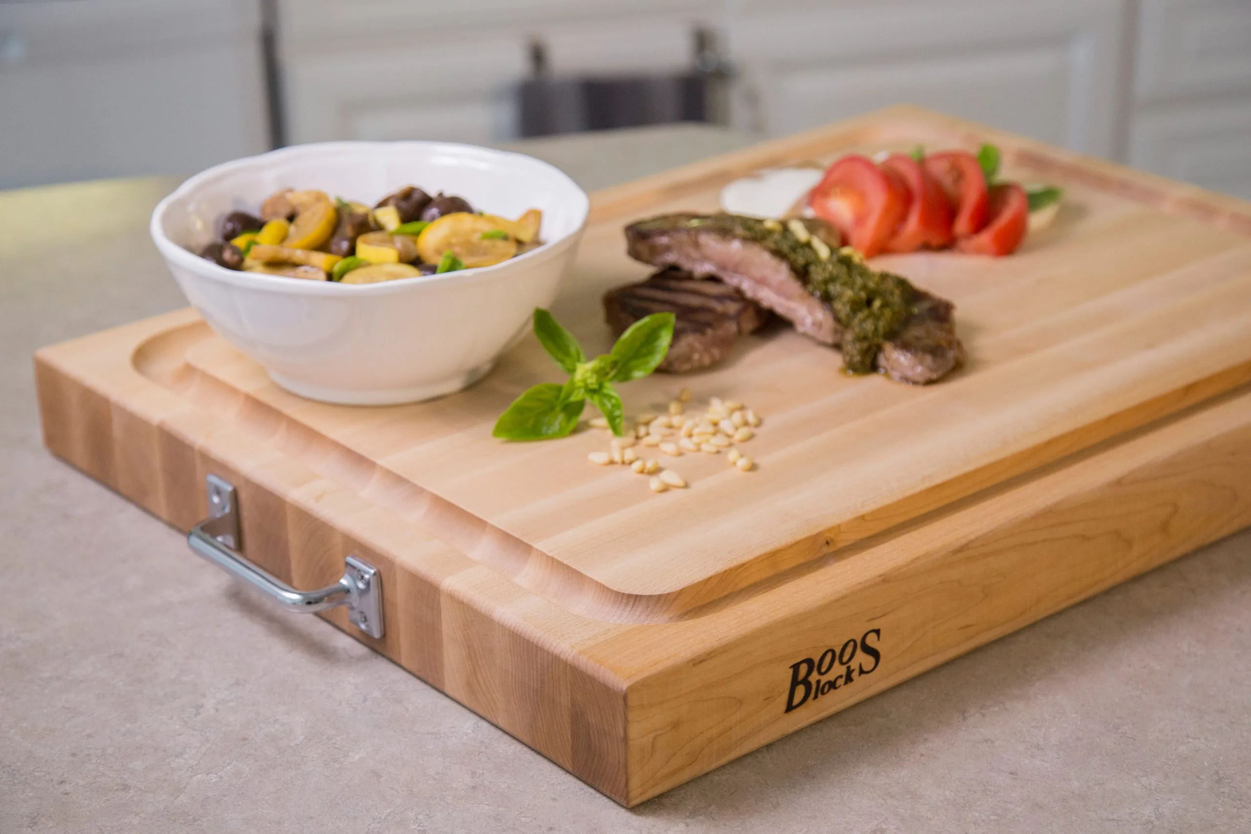 Prep-N-Serve Hard Maple Schneidebrett mit Saftrille, Edelstahlgriffe; beidseitig einsetzbar 7