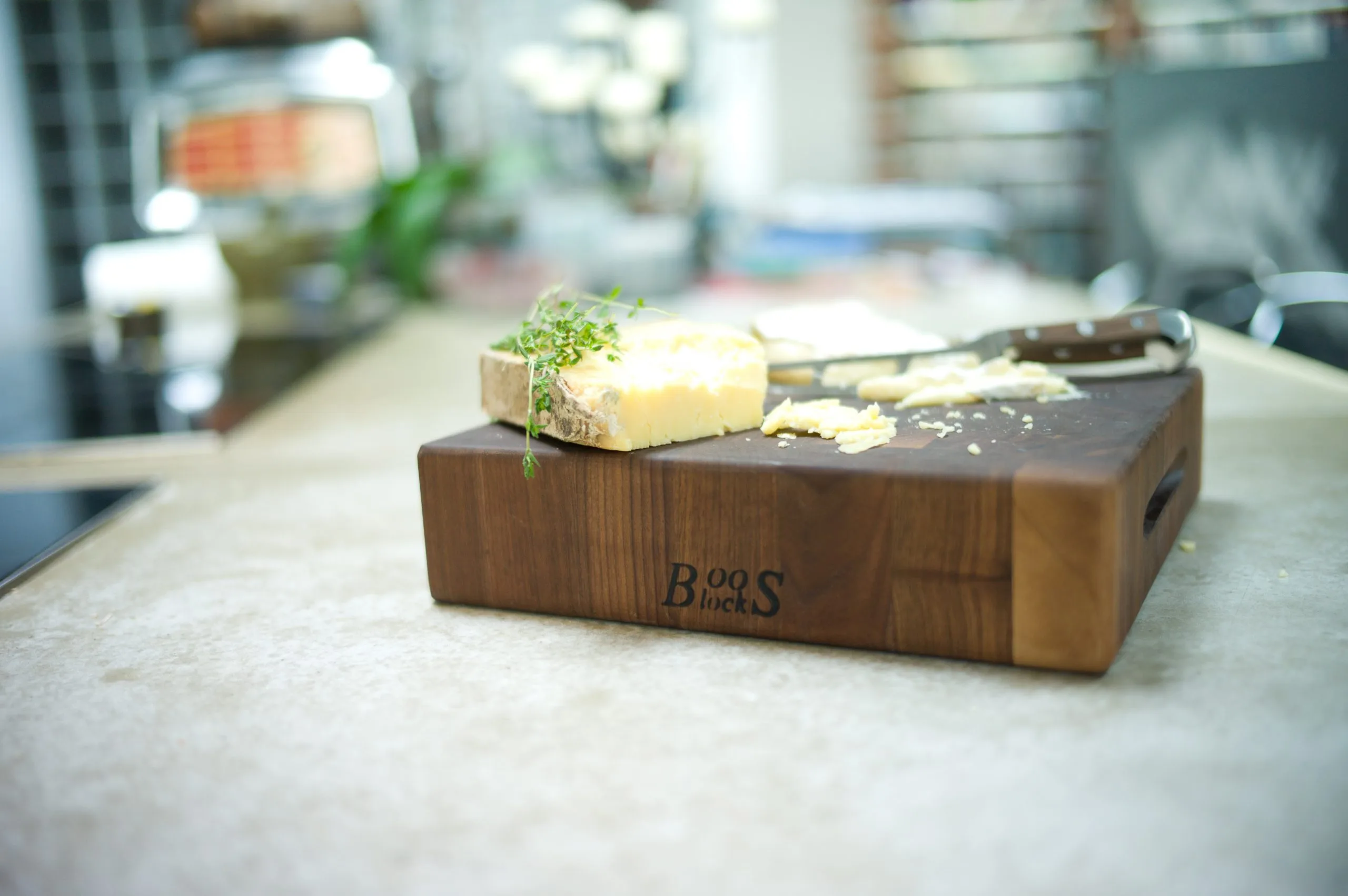 Black Walnut face wood chopping board with recessed grips; can be used on both sides 7