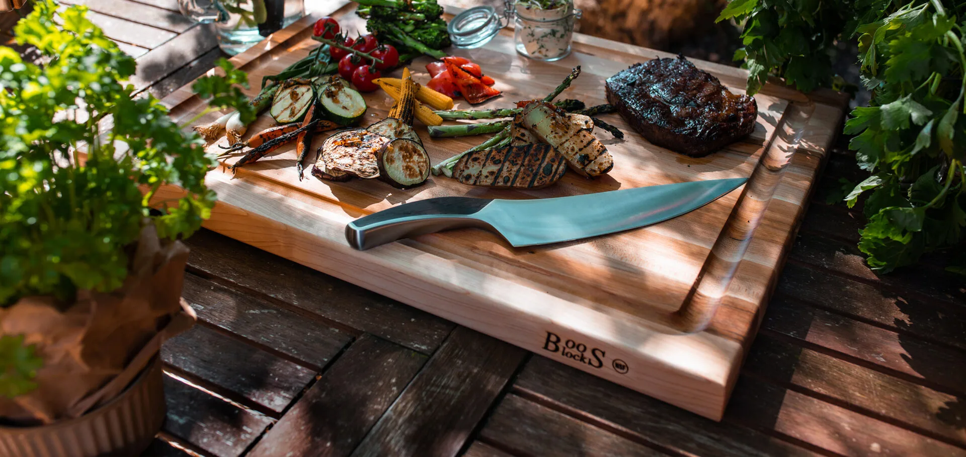 Prep-N-Serve Hard Maple Schneidebrett mit Saftrille, Edelstahlgriffe; beidseitig einsetzbar 13