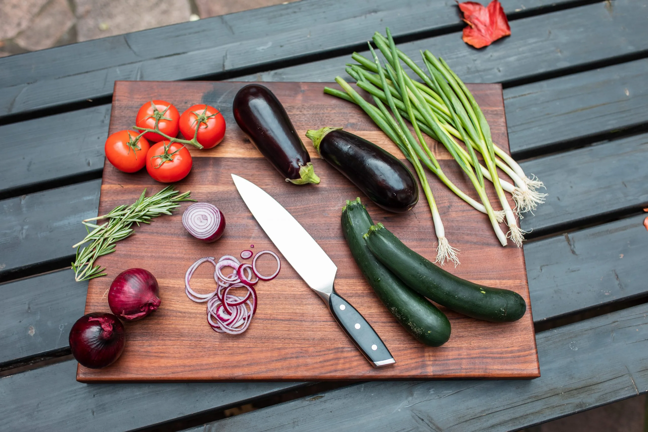 Pro Chef Black Walnut Wende-Schneidebrett mit Saftrille und Griffmulden 14 Pro Chef Black Walnut Wende-Schneidebrett mit Saftrille und Griffmulden 13