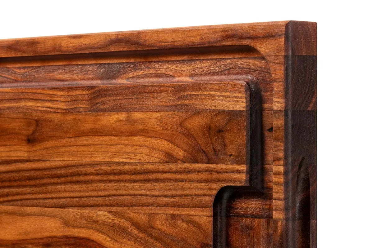 Pro Chef Black Walnut Wende-Schneidebrett mit Saftrille und Griffmulden 6 Pro Chef Black Walnut Wende-Schneidebrett mit Saftrille und Griffmulden 5